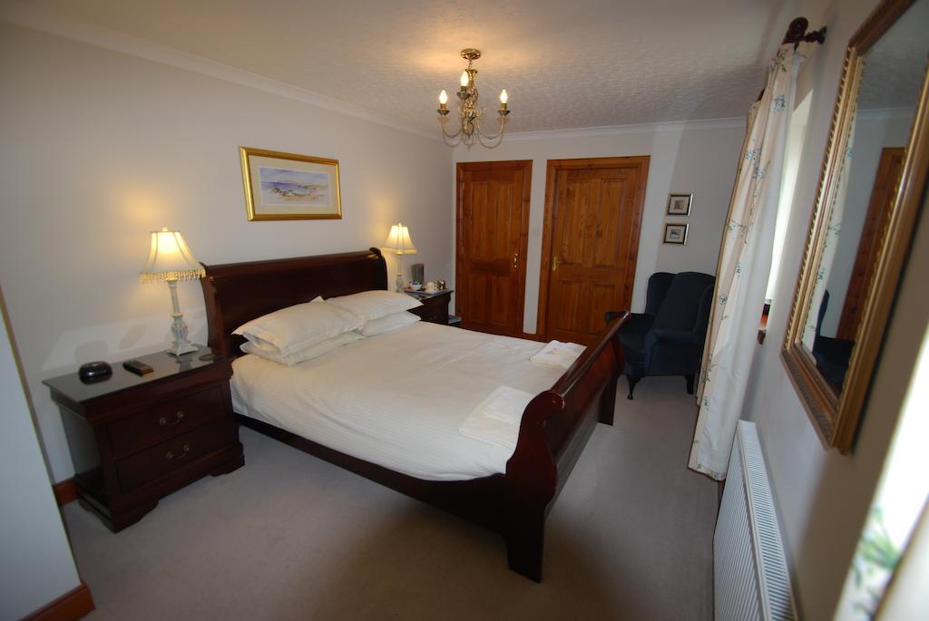 Dunlichity House Bed And Breakfast Inverness Room photo