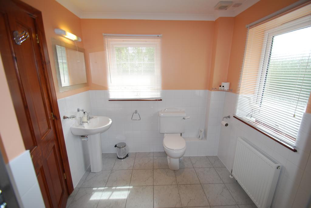 Dunlichity House Bed And Breakfast Inverness Room photo