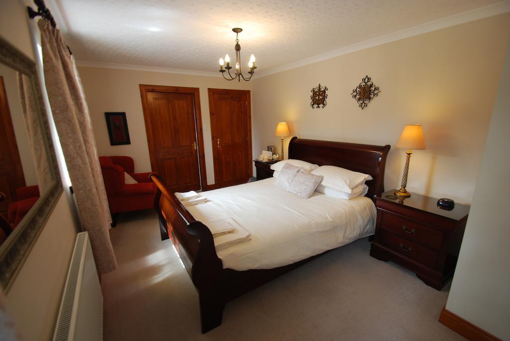Dunlichity House Bed And Breakfast Inverness Room photo